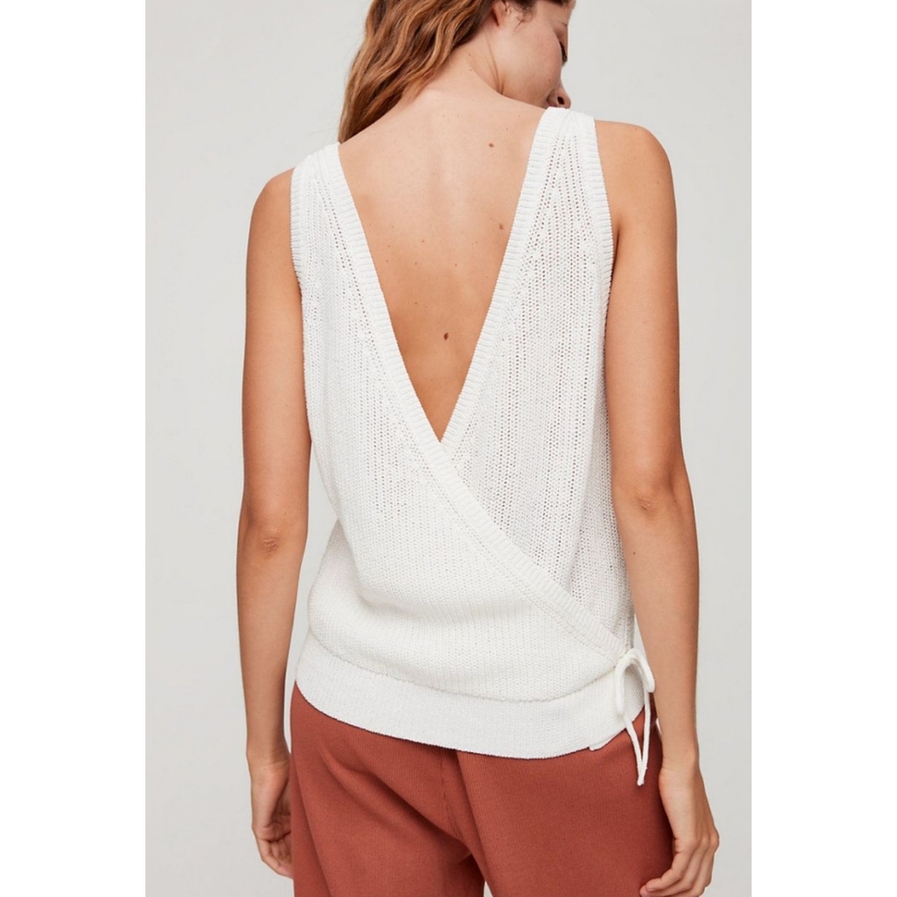 Aritzia The group by Babaton Stacey knit tank top
